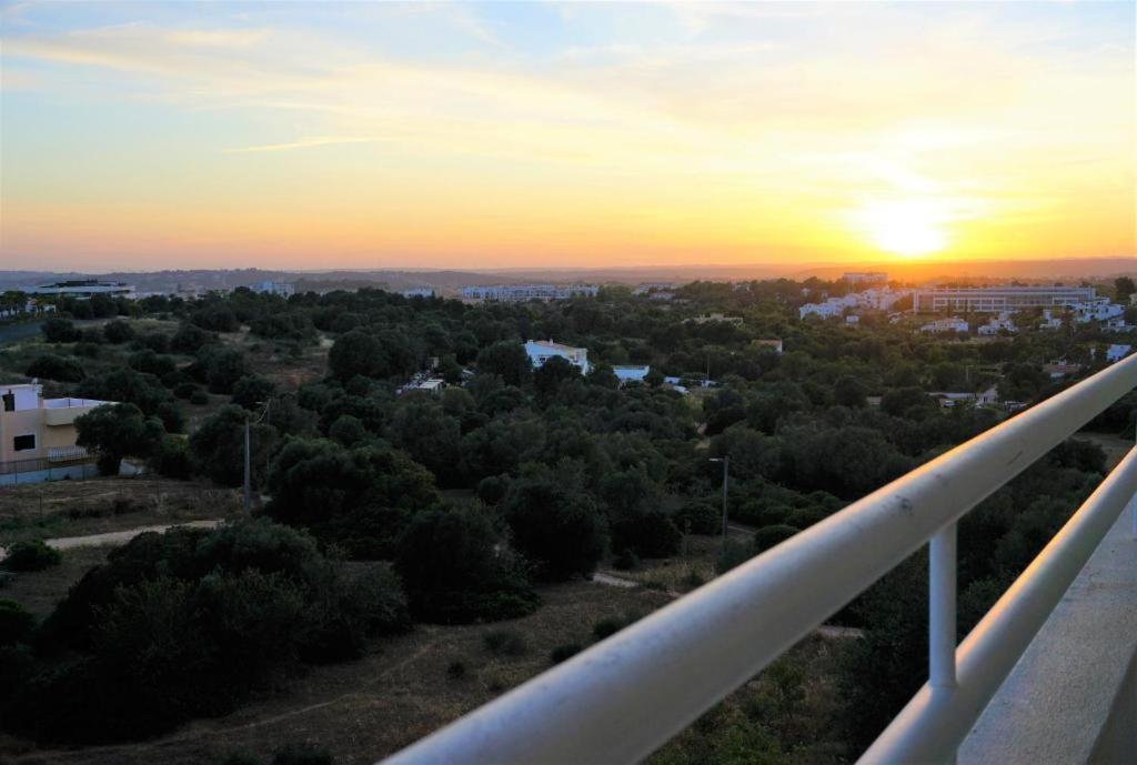 Cozy Sunny Apartment Wi-Fi & Ac Alvor Exterior photo